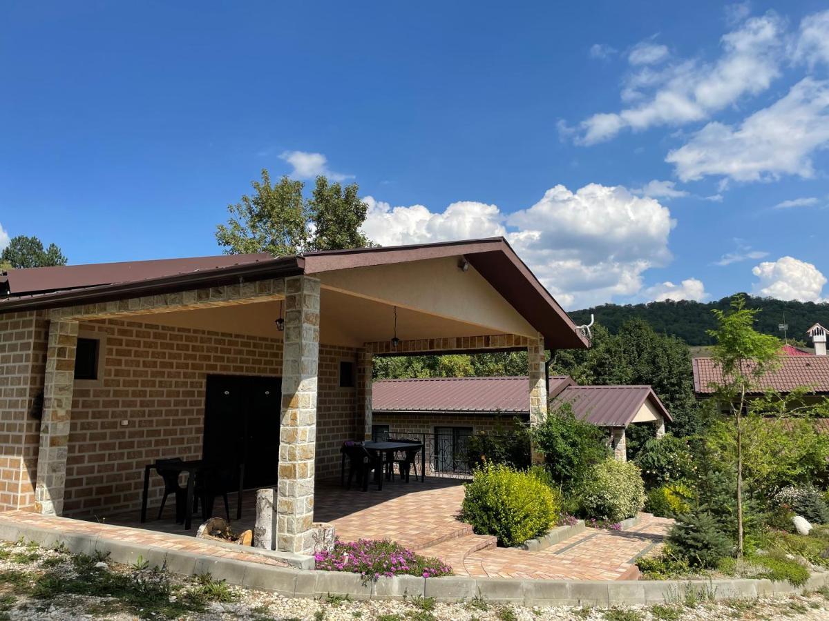 Villa Комплекс Омайник Kalofer Exterior foto